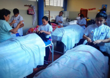 JÓVENES CON DISCAPACIDAD MÚLTIPLE SENSORIAL DESARROLLAN HABILIDADES PARA EL TRABAJO